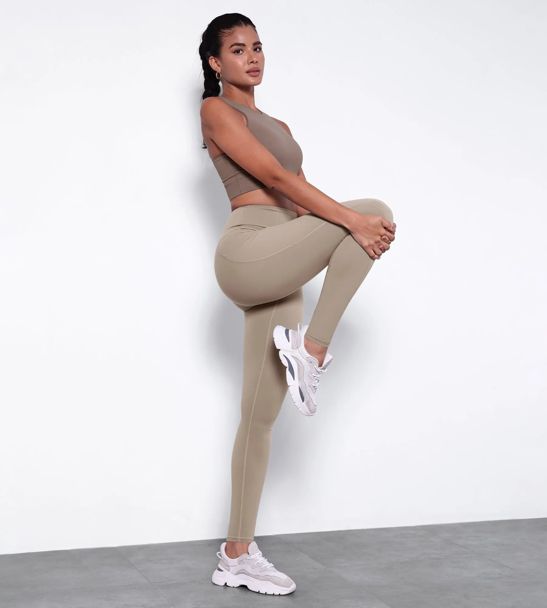 28" High Waisted Yoga Leggings with Pockets