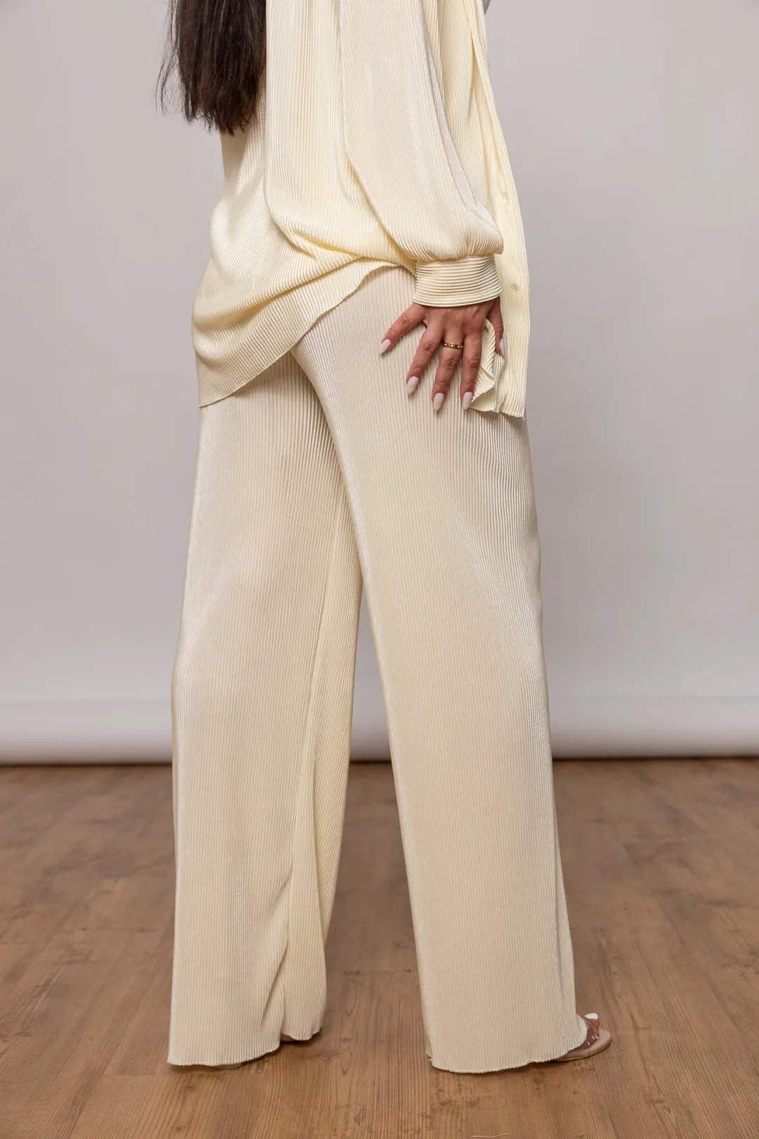 Plissee Zweiteiler - Oversize Bluse & Schlaghose