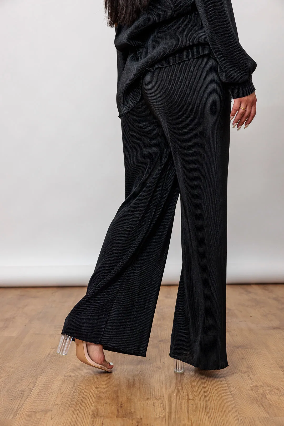 Plissee Zweiteiler - Oversize Bluse & Schlaghose