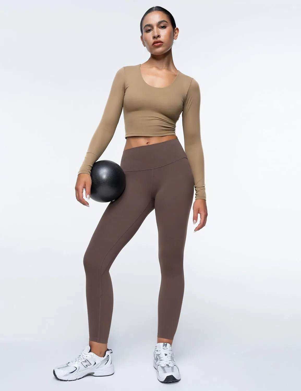 Womens Long Sleeve Shirts Workout Crop Tops Yoga Tee Built in Bra Mild Support Cream Feeling Athletic Top U-Neck